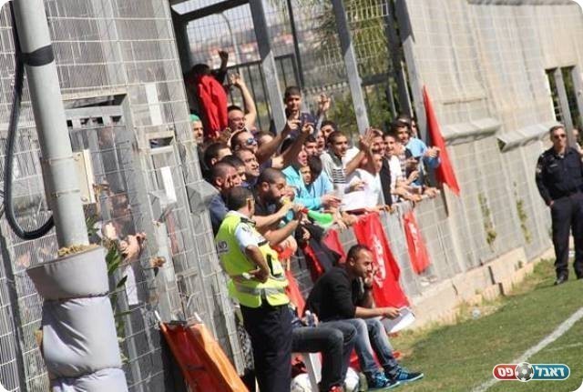 סממנים של קבוצה שרוצה לעלות. אוהדי כ. ברא (עודאי ריאן)